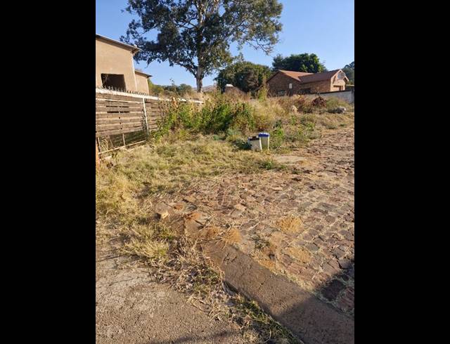 LAND FOR SALE IN CHANTELLE